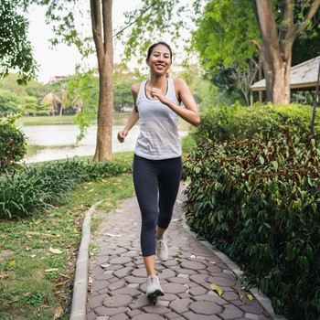 Cuma Butuh 30 Menit, Ini Manfaat Metode Japanese Walking yang Efektif Bantu Turunkan BB