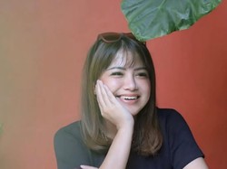 Video: Wina Natalia Kenang Kedekatannya dengan Mendiang Ibunda Anji