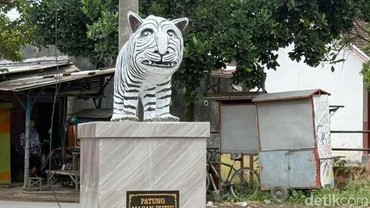 Kata Pembuat Patung Viral Macan Putih Kediri yang Dihujat, Cuma Dibayar Rp2 Ribu