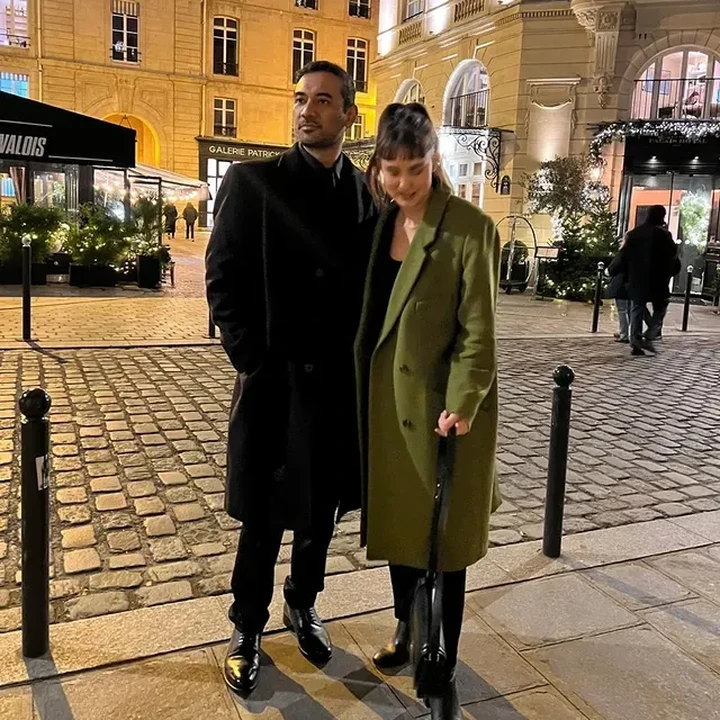 <p>Meski sebelumnya jarang mengumbar kehidupan pribadinya ke publik, kini Ario Bayu justru semakin sering memperlihatkan kemesraannya bersama sang istri. Dalam setiap potret yang dibagikan, keduanya selalu terlihat mesra dan kompak, Bunda.&nbsp;(Foto: Instagram @bayu_ario)</p>