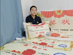 Unik! Sekolah di China Hadiahkan Seperangkat Alat Tidur untuk Siswa Berprestasi