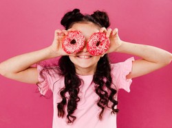 Arti Sugar Rush, Mitos atau Fakta Bisa Bikin Anak Hiperaktif?