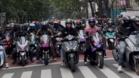 Satu Dekade MAXi Yamaha, Bandara Disulap Jadi Lintasan Drag