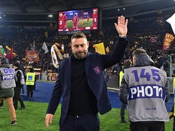 Roma Vs Genoa: Momen Emosional De Rossi Kembali ke Olimpico