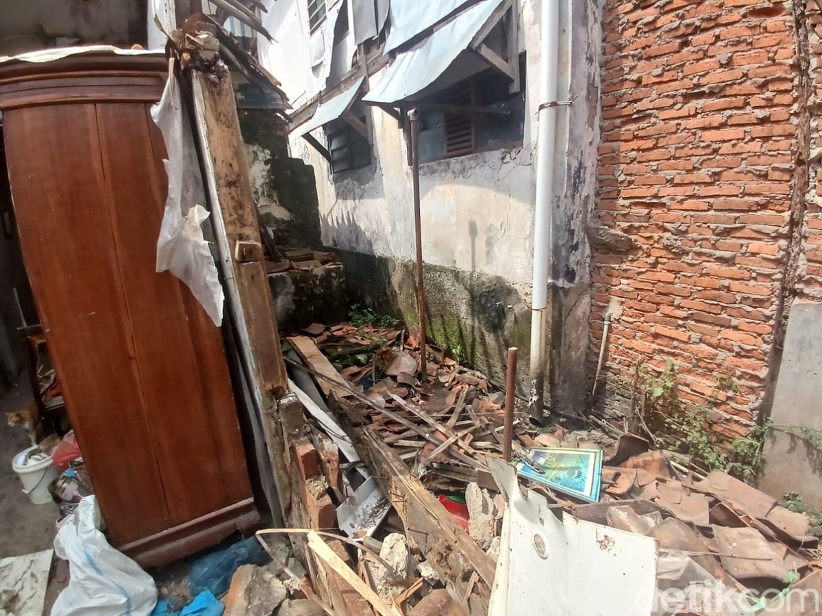 Kondisi rumah Diding Boneng di kawasan Mantaraman Dalam&comma; Menteng&comma; Jakarta Pusat&comma; Selasa &lpar;30&sol;12&sol;2025&rpar;&period;