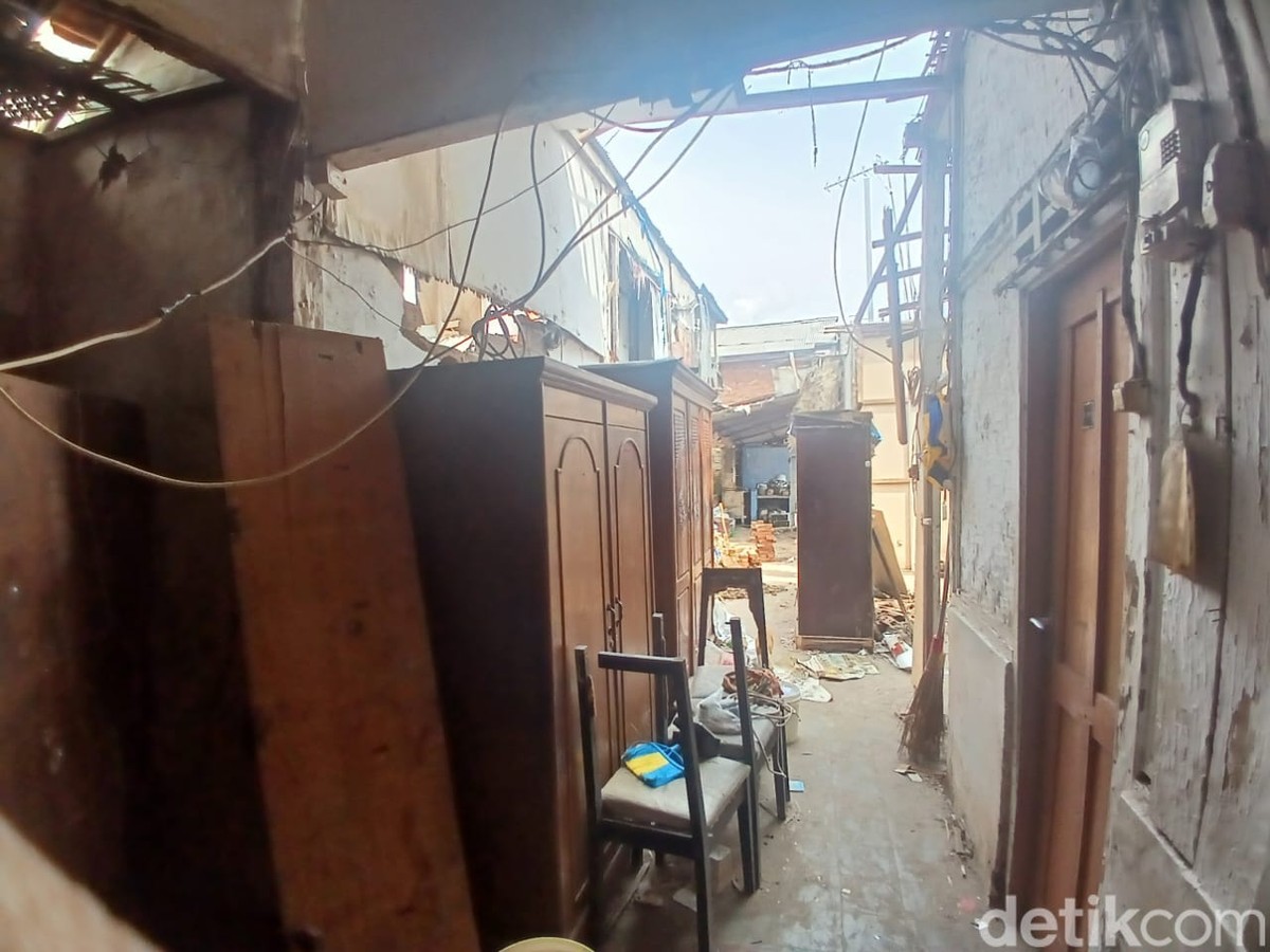 Kondisi rumah Diding Boneng di kawasan Mantaraman Dalam&comma; Menteng&comma; Jakarta Pusat&comma; Selasa &lpar;30&sol;12&sol;2025&rpar;&period;