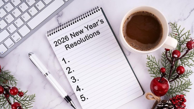 2026 New Year's Resolutions list on notepad New Year concept