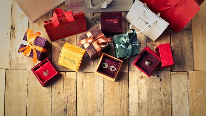 Kado yang ingin diberikan harus sesuai dengan orang yang akan diberikan. Jika tidak suka atau tidak sesuai, kamu bisa donasikan barang.