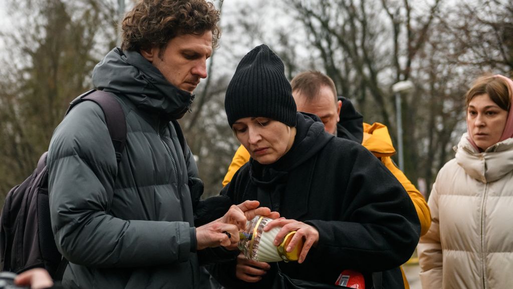 Negara Eropa Ini Kekurangan Populasi Pria, Wanita Sampai Sewa 'Suami'