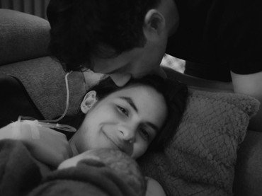 Selamat, Steffi Zamora Lahirkan Anak Pertama