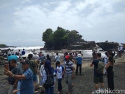 Sepanjang Tahun 2025, Kunjungan ke Tanah Lot Tembus 1,4 Juta