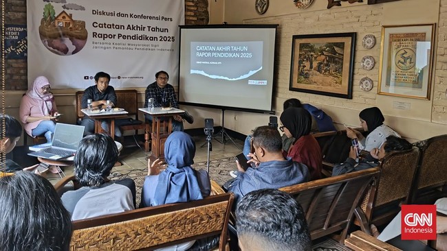 JPPI menilai rendahnya nilai TKA 2025 bukan kesalahan guru atau murid, melainkan sistem pendidikan dan kesejahteraan guru yang perlu diperbaiki.