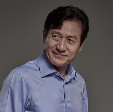 Aktor Veteran Ahn Sung Ki Meninggal Dunia di Usia 74 Tahun