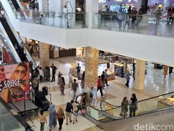 Diskon Akhir Tahun Bikin Binjai Mall Ramai Didatangi Pengunjung