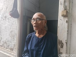 Rumah Bocor Sejak Puluhan Tahun, Keluarga Tak Kuasa Lihat Atap Ambruk