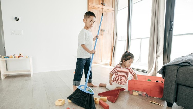 Mengenal Lighthouse Parenting, Pola Asuh yang Disebut Bikin Anak Tangguh