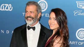 Mel Gibson dan Pacarnya Putus setelah 9 Tahun Bersama