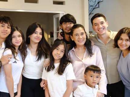 Momen Anak Nana hingga Kenang Mirdad Berkumpul, Penampilannya Dipuji Good Looking & Estetik