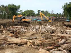 Rel Kereta di Aceh Hancur Diterjang Banjir-Longsor, Kapan Diperbaiki?