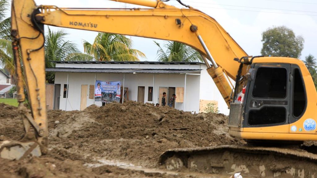 FOTO: Melihat dari Dekat Proyek Huntara Korban Bencana di Pidie Jaya