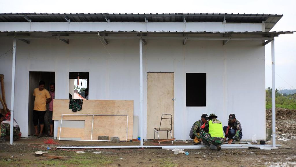 PLN Gratiskan Listrik Huntara Korban Banjir Sumatra Selama 6 Bulan