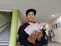 Wajah Semringah Para Sopir Angkot Bandung Dapat Kompensasi Rp 600 Ribu