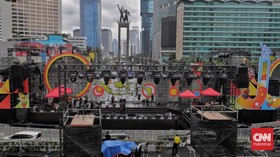 FOTO: Persiapan Perayaan Malam Tahun Baru 2026 di Bundaran HI