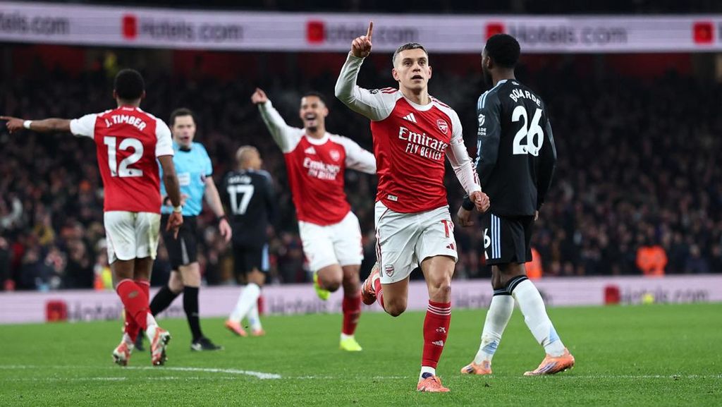 Hasil Liga Inggris: Kejutan, Arsenal Bantai Aston Villa 4-1