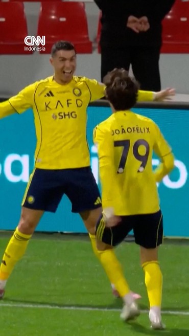 Ronaldo Bikin Gol Pakai Punggung, Al Nassr Ditahan Al Etiffaq