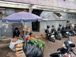 Geger Pria Dimassa gegara Hendak Cium Paksa Wanita di Pasar Peterongan Semarang