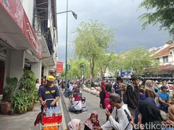 Ramainya Suasana Liburan di Malioboro Jogja yang Bikin Kangen Wisatawan