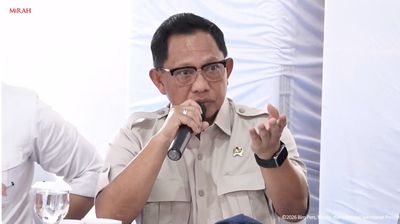 Mendagri Tito Karnavian  Tinjau Pembangunan Rumah Hunian Danantara, Aceh Tamiang, 1 Januari 2026.