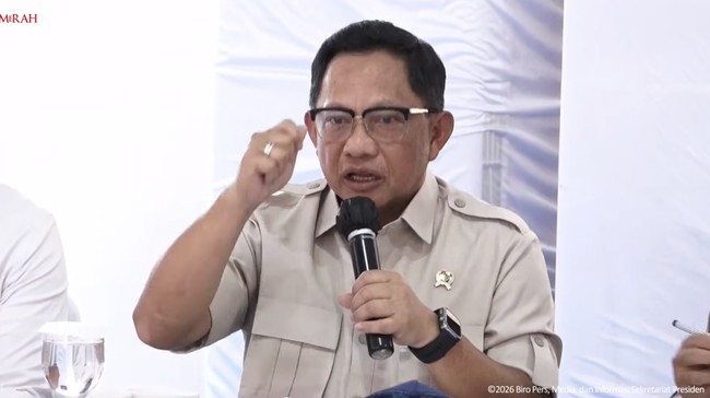 Mendagri Larang Rekrut Honorer Baru – Beban Fiskal Daerah Kian Membengkak