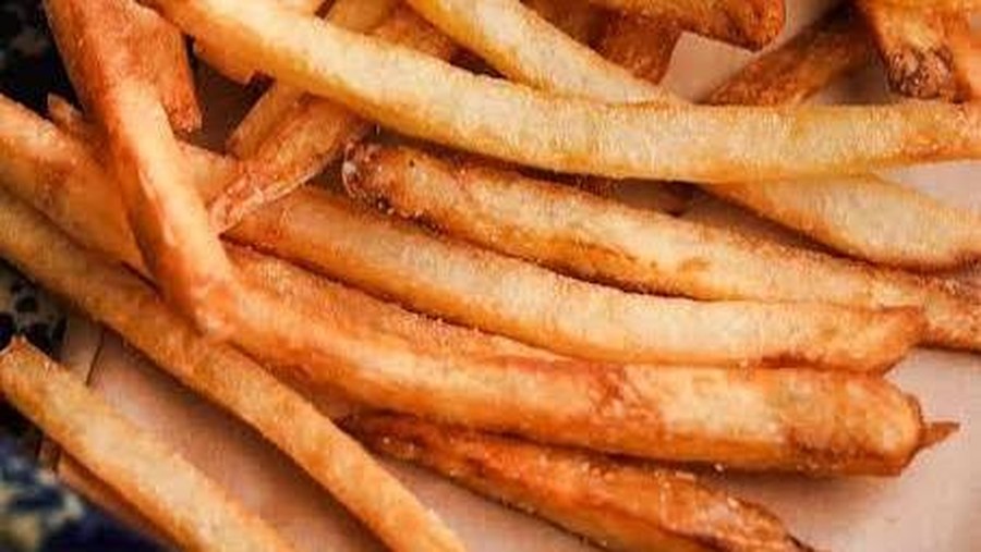 Nongkrong 5 Jam Cuma Pesan Kentang Goreng&comma; Pelanggan Ini Ditegur