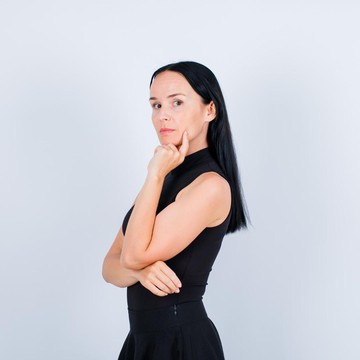 4 Zodiak yang Paling Sering Disalahpahami karena Terlalu Pendiam