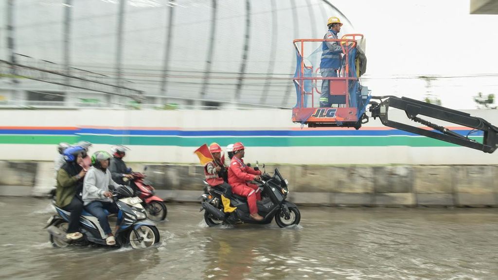 7 RT dan 1 Jalan di Jakarta Terendam Banjir Rob Sabtu Siang