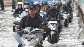 Banjir Berujung Macet di Jakarta, Tol Dibuka untuk Motor di Jakut