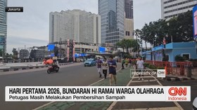 VIDEO: Jakarta Lengang di Awal 2026, Warga Pilih Olahraga dan Berfoto