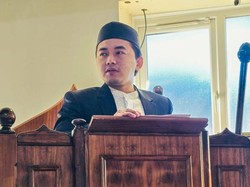 Mahasiswa Indonesia Cerita Pengalaman Jadi Imam Masjid di London