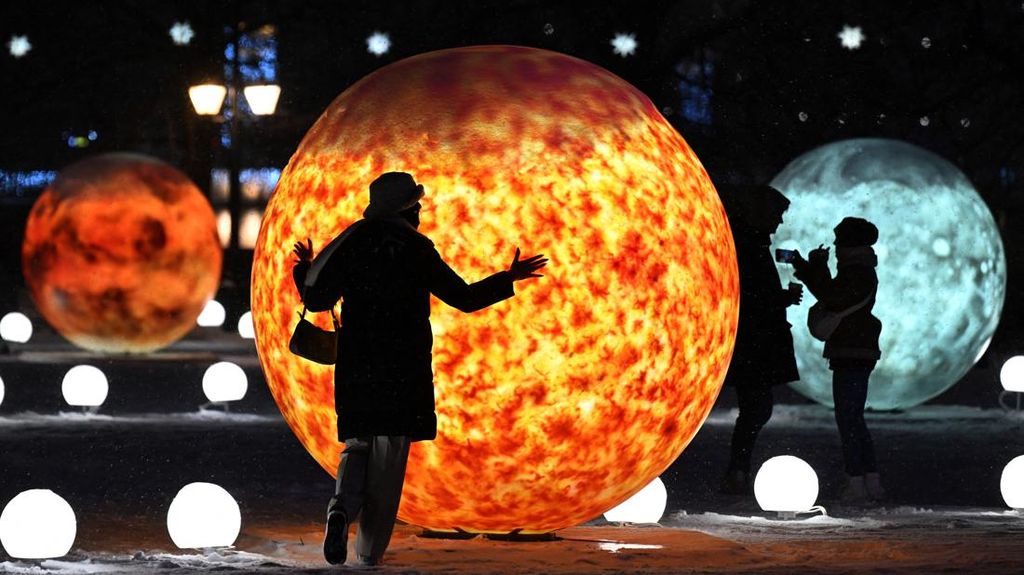 FOTO: Wajah Berbagai Belahan Dunia di Penghujung 2025