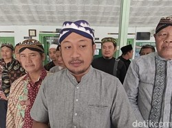 Paku Buwono XIV Mangkubumi Salat Jumat Perdana di Masjid Laweyan: Diberi Mimpi