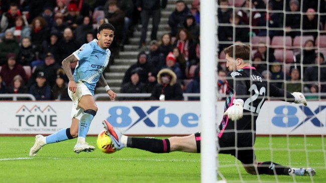 Manchester City harus puas bermain imbang lawan tuan rumah Sunderland di Stadium of Light, Jumat (2/1) dini hari WIB