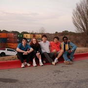 Stranger Things Tamat, Intip Sederet Potret Behind The Scenes yang Diunggah Pemain