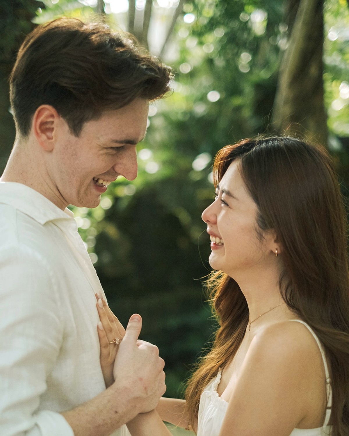 Alastair 'Mas Bule' melamar Jennifer Christie