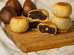 7 Oleh-oleh Khas Jogja yang Kering dan Awet Dibawa Mudik, Lezat-Berkesan!