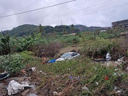 Banjir Landa 3 Kecamatan di Cilegon, Mobil Terseret Derasnya Arus