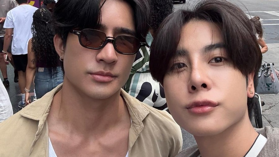 Earth Pirapat dan Mix Sahaphap