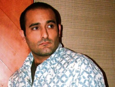 Akshaye Khanna Jadi Aktor India Termahal Kedua Setelah Shah Rukh Khan