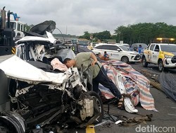 Evakuasi Korban Laka Maut di Tol Batang Nyaris 7 Jam, Sempat Macet 3 Km