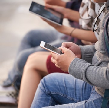 6 Alasan Berita Viral Sering Lebih Cepat Dipercaya daripada Fakta Resmi, Cek!